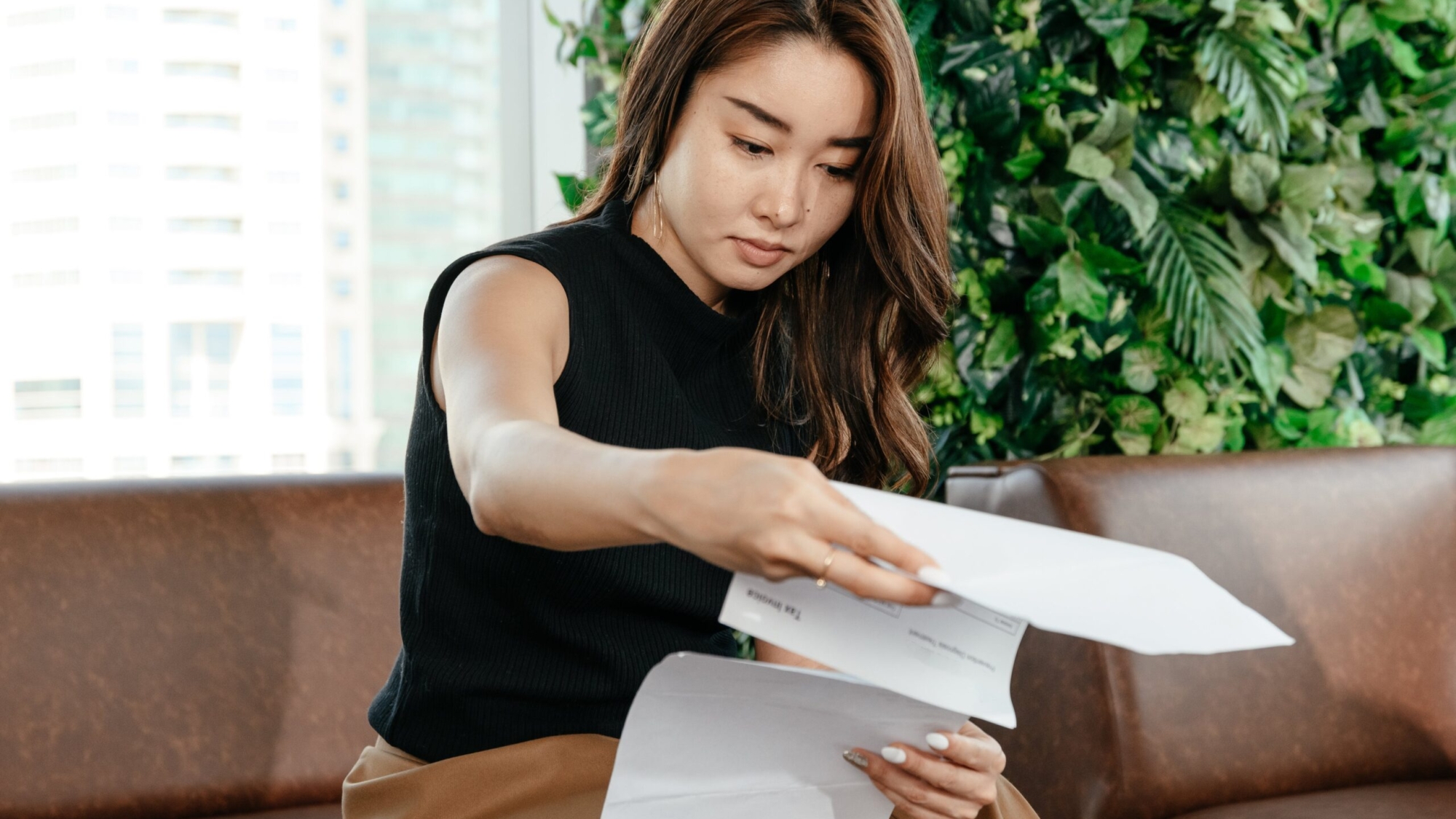 pexels-alexander-suhorucov-6457484